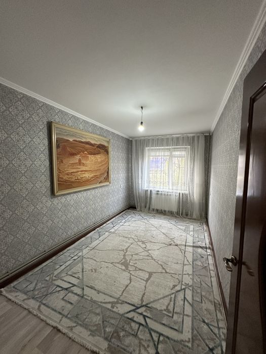 18-мкр 19-дом 4-бөлмелі 1-этаж