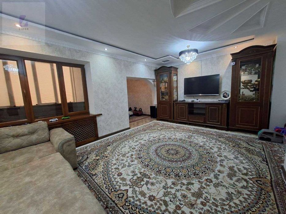 5ти комнатная квартира 130кв/м на 2 этаже, Фрунзе