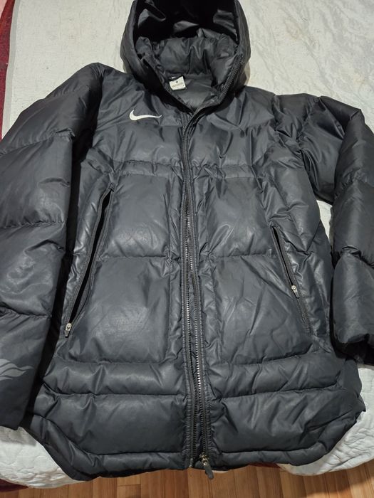 Продам куртку nike