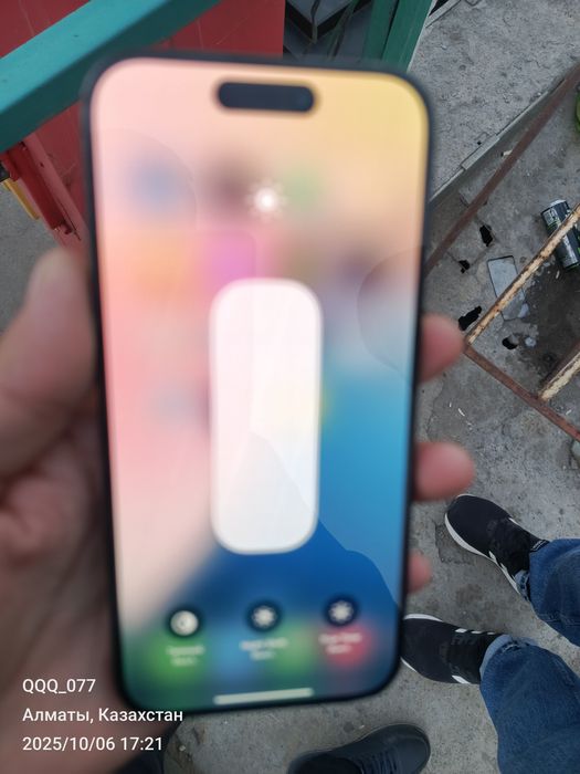 Продам iPhone 15 pro