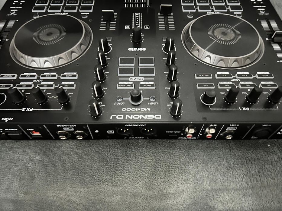 Consola DENON DJ