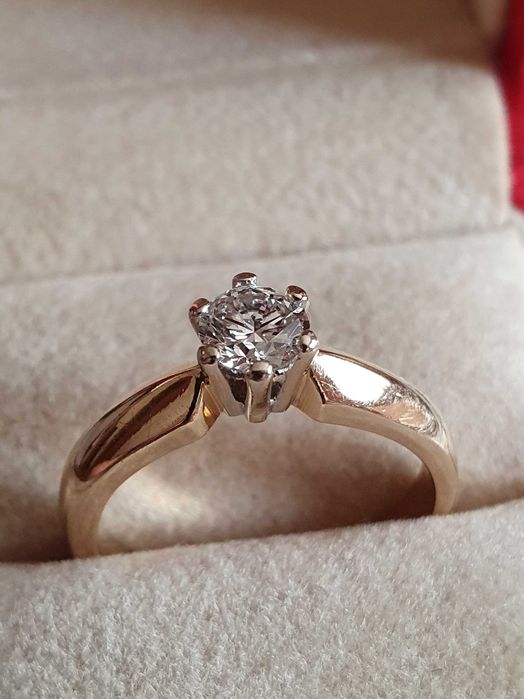 solitaire de logodna cu diamant natural 0,5ct