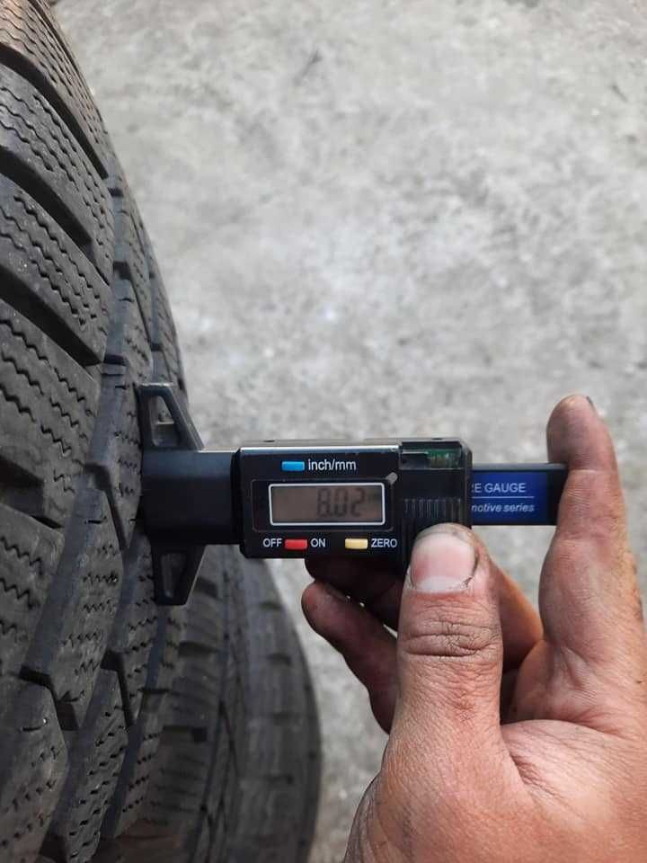 4 Броя 195/70/16 Continental 2x8mm 2x6mm