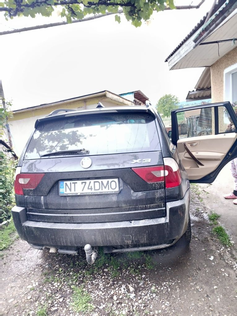 Vând BMW  model x3