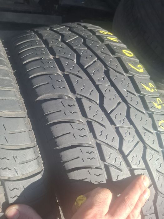 Vand 2 anvelope 255 60 18 bune m+s mixte dot 2021