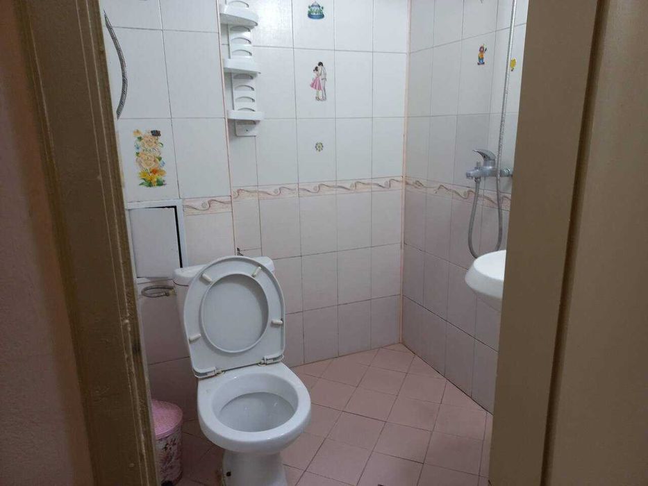 Дава се под наем Едностаен апартамент в Бургас, Център - 40 кв.м за 270.3 € - Снимка #3