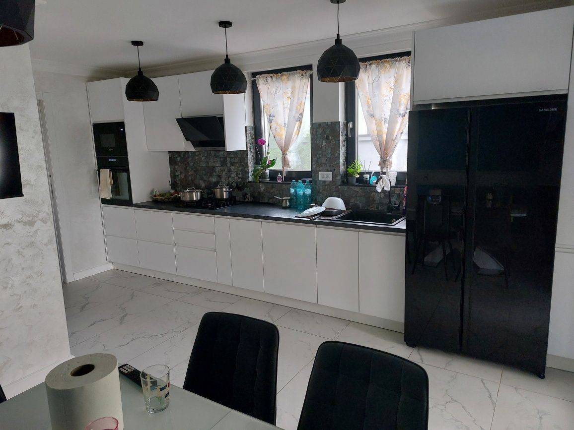 Casa P+1 Strada Basarabilor