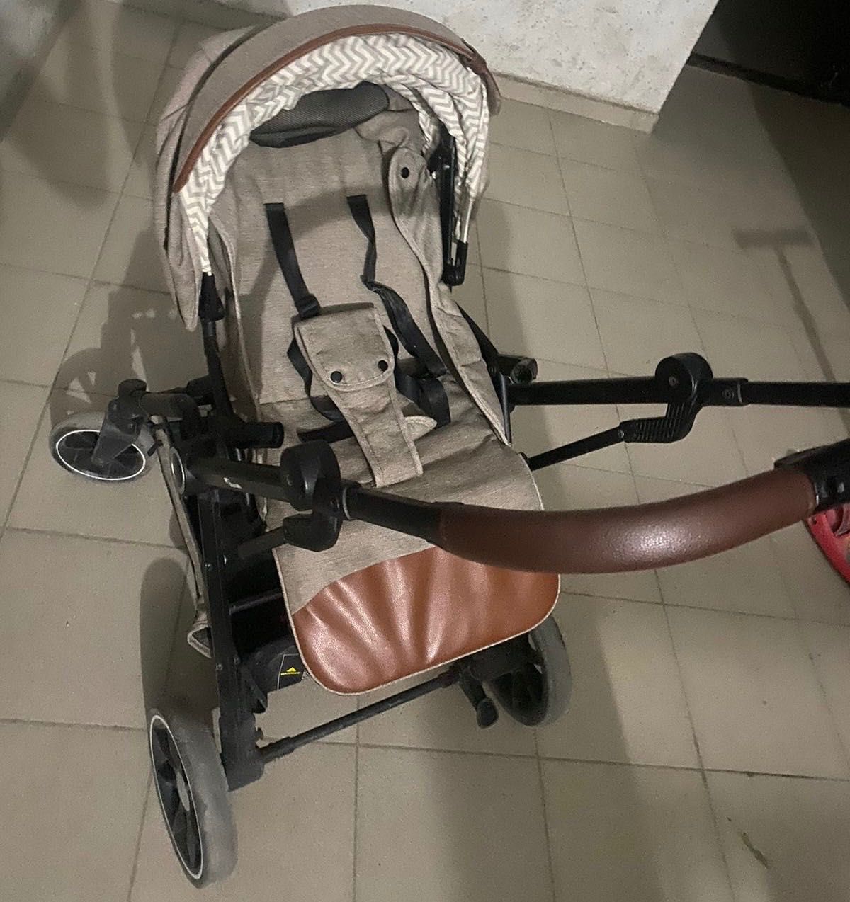 Продам детскую коляску