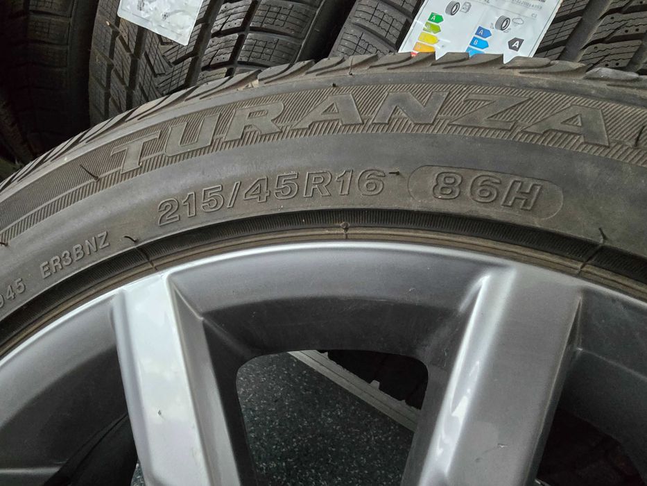 Jante Volkswagen Polo Anvelope iarna Continental 215 45 R16