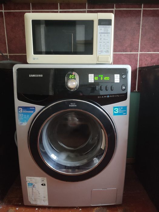 Продам стиральную машинку самсунг