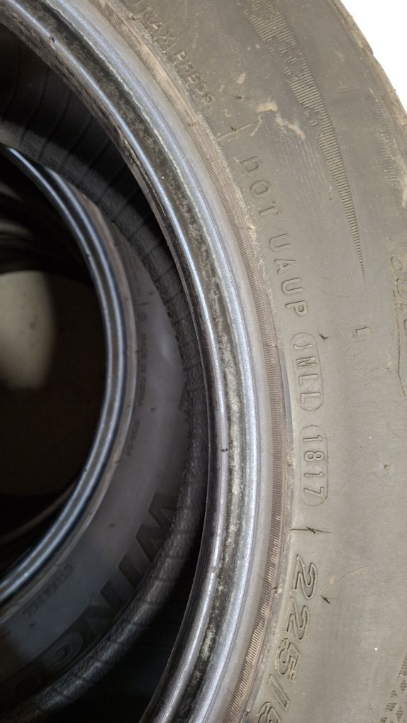 Nexen 225 55 R17 220лв 7мм зимни