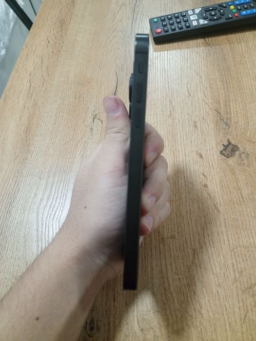 Iphone x  16 Pro qilingani xotira 256