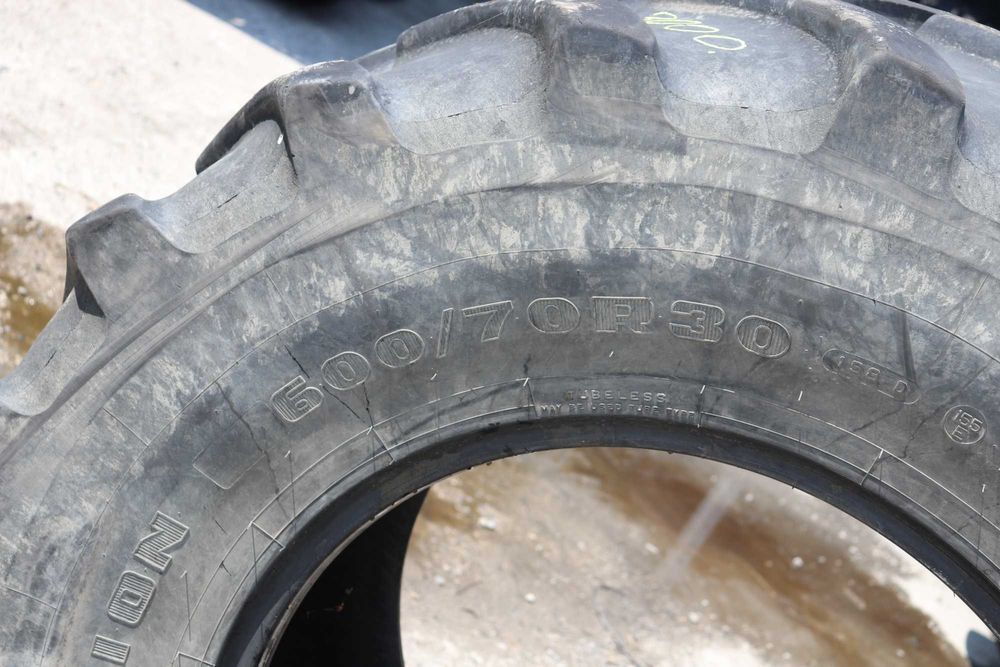 Firestone 600/70r30 anvelope second hand pt tractor livrare rapida
