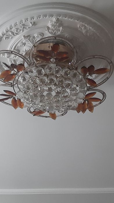 Люстра  красивая