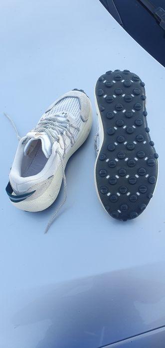 Aidasi Under Armour