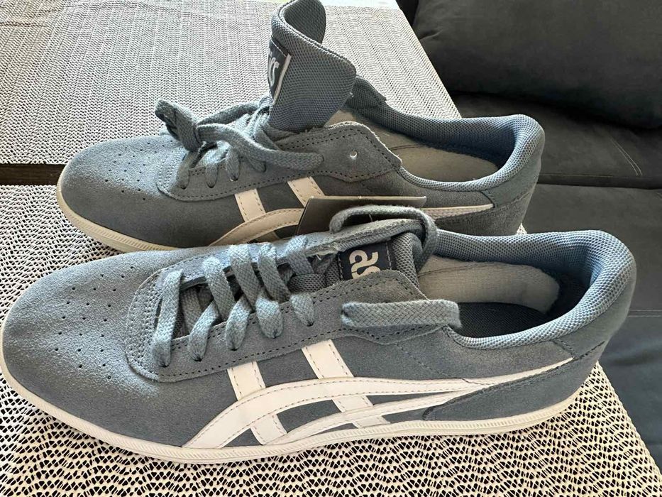Кецове Asics нови