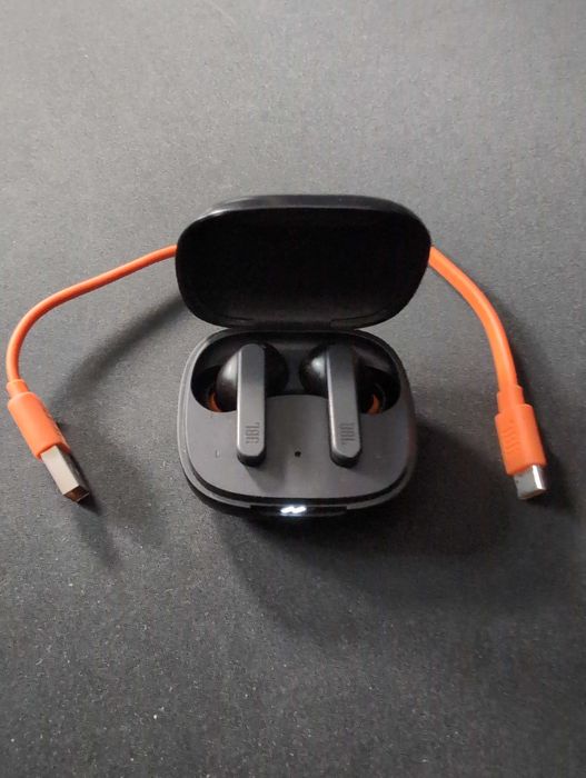 Căști JBL Live Pro+ TWS originale + incarcator original