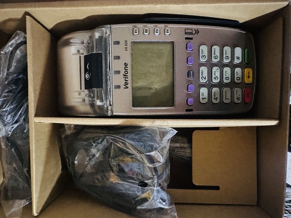 Верифон(Verifone) VX520 Pos-терминал