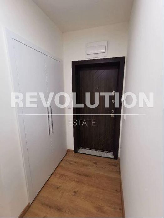 Дава се под наем Тристаен апартамент в Варна, Цветен квартал - 100 кв.м за 500 € - Снимка #14