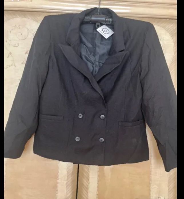 НОВО! Дамско сако