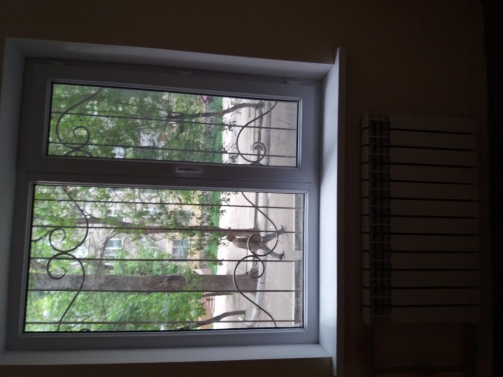 Решетки на окна подойду на квартиру Алматинской планировки