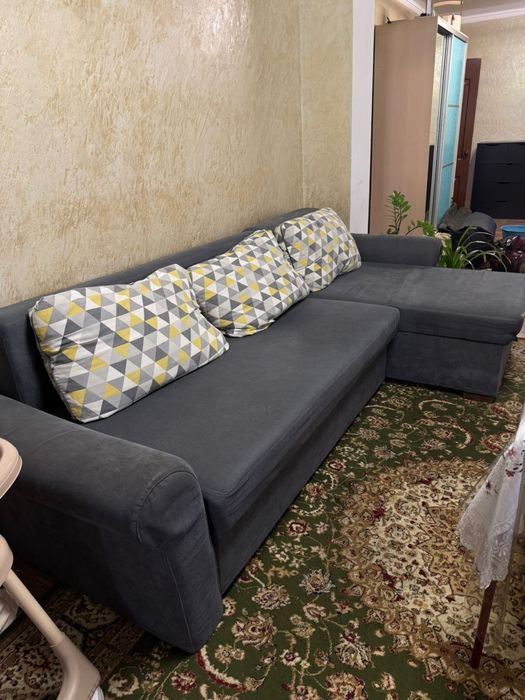 Диван в хорошем состоянии