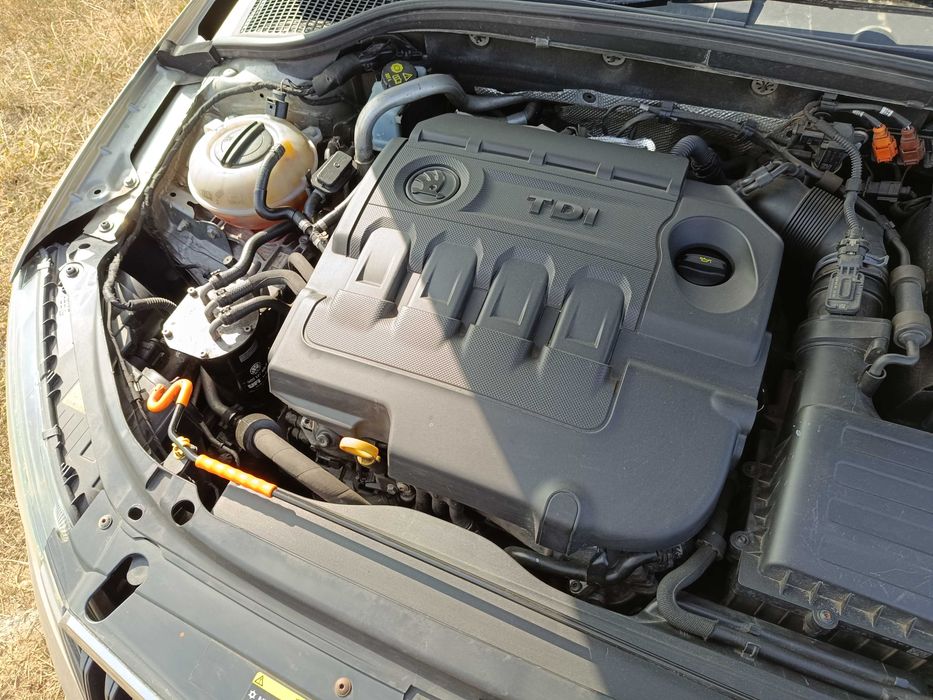 Capac motor Skoda Octavia Superb Fabia Rapid 1.6 2.0 diesel impecabil