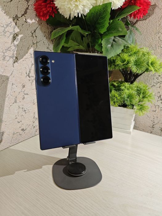 Samsung Z Fold 6