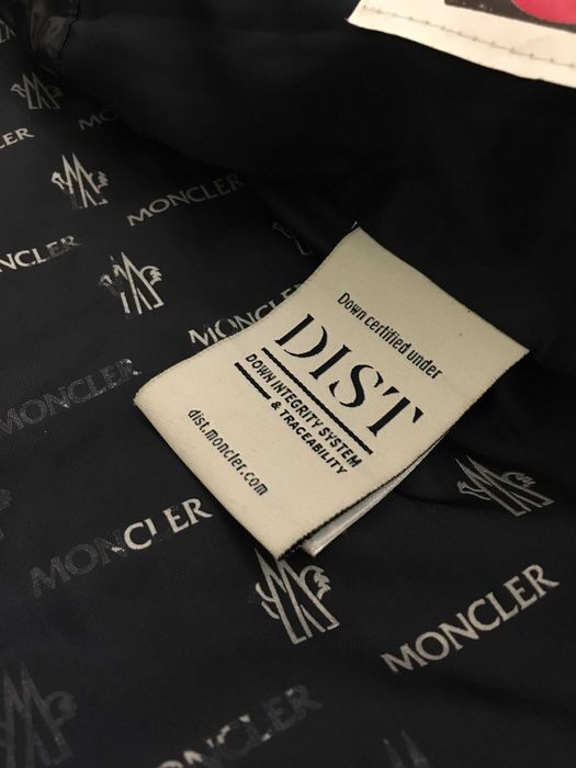 MONCLER мъжки елек в тъмно син цвят размер 5/XL