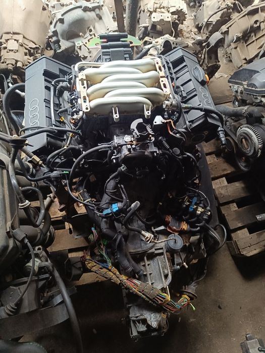 Матор на Ауди С4,А6 2.6