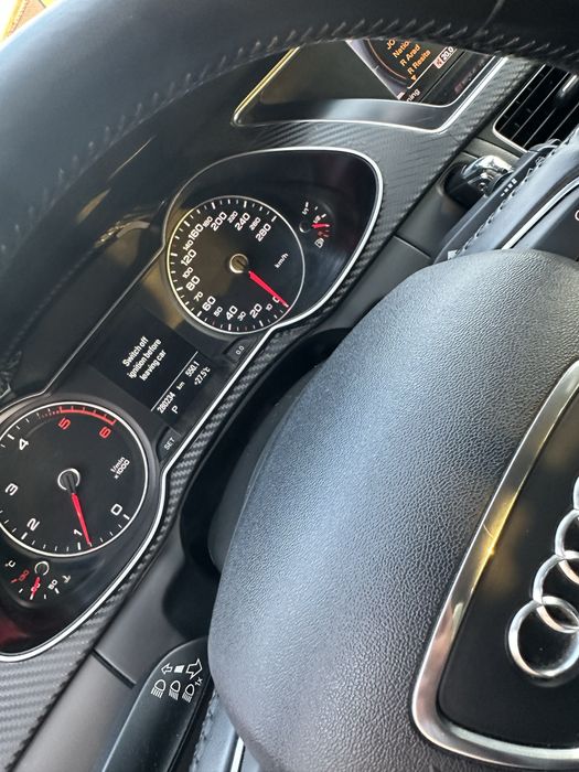Audi a4 b8.5 ((euro6)) -s-line interior-ecxterior. Dau si la schimb