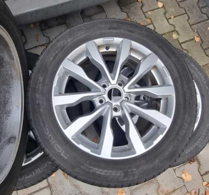 Продавам 4 броя нови алуминиеви джанти с зимни гуми 225.55.17