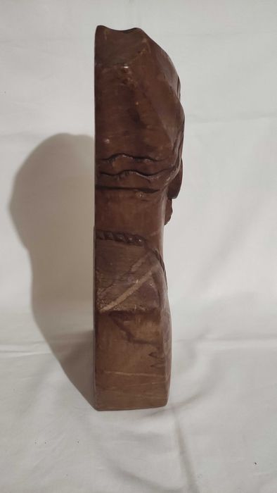 Дърворезба - масивен бюст на африканец