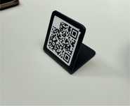 Stand QR pentru afaceri (programarea codului inclusa)
