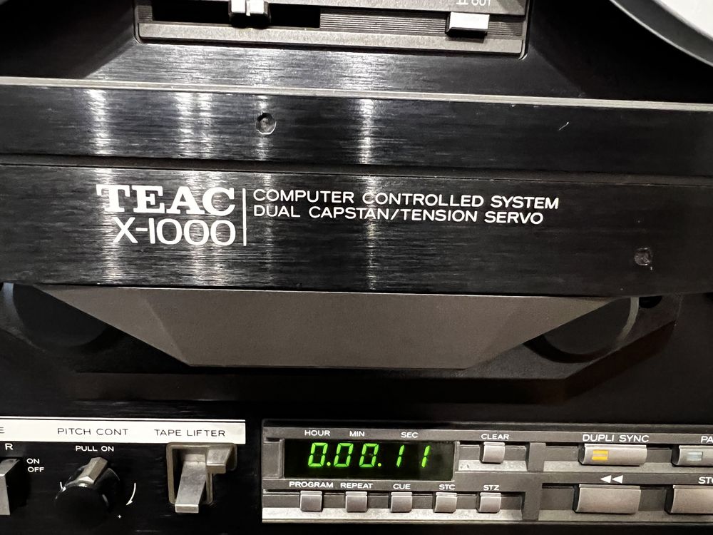 Ролков Магнетофон Teac X-1000