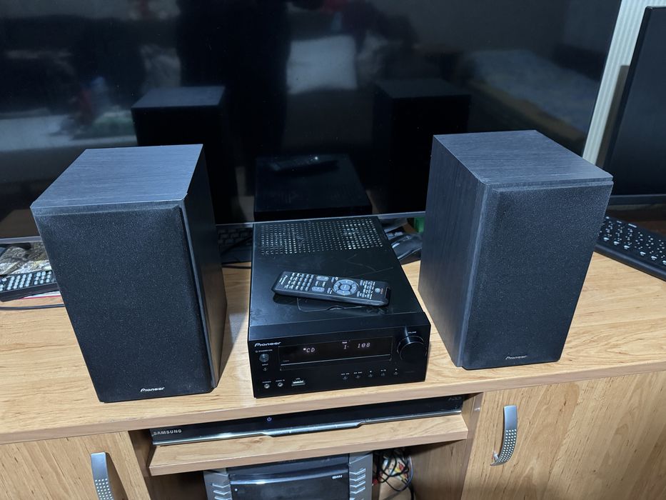 Pioneer X-HM50-K Hi-Fi system