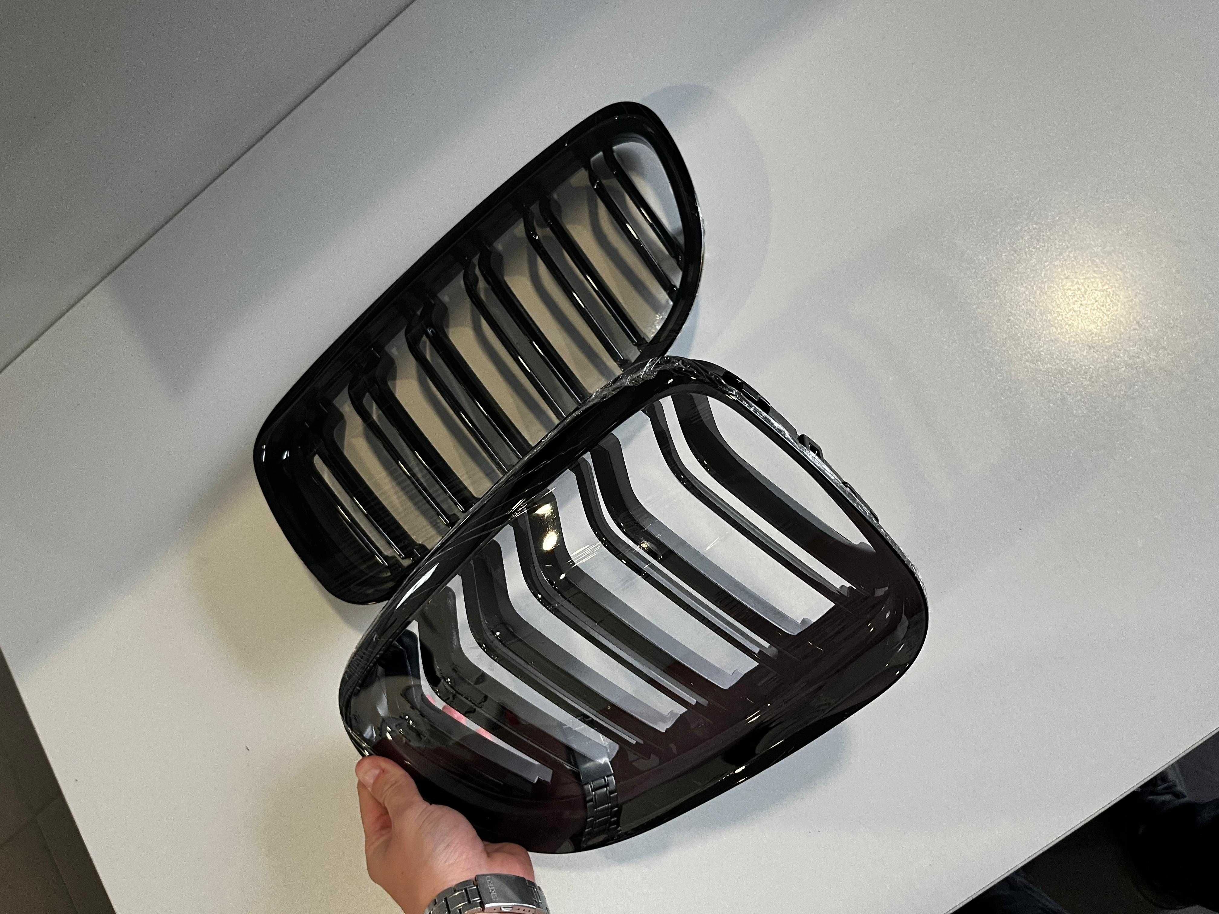 Set Grile/Nari Duble M style Negru Lucios Bmw Seria 3 E90/E91