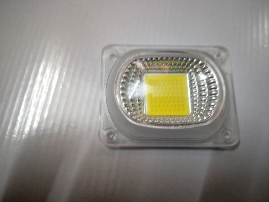 Нови диоди 50W 220V за прожектори