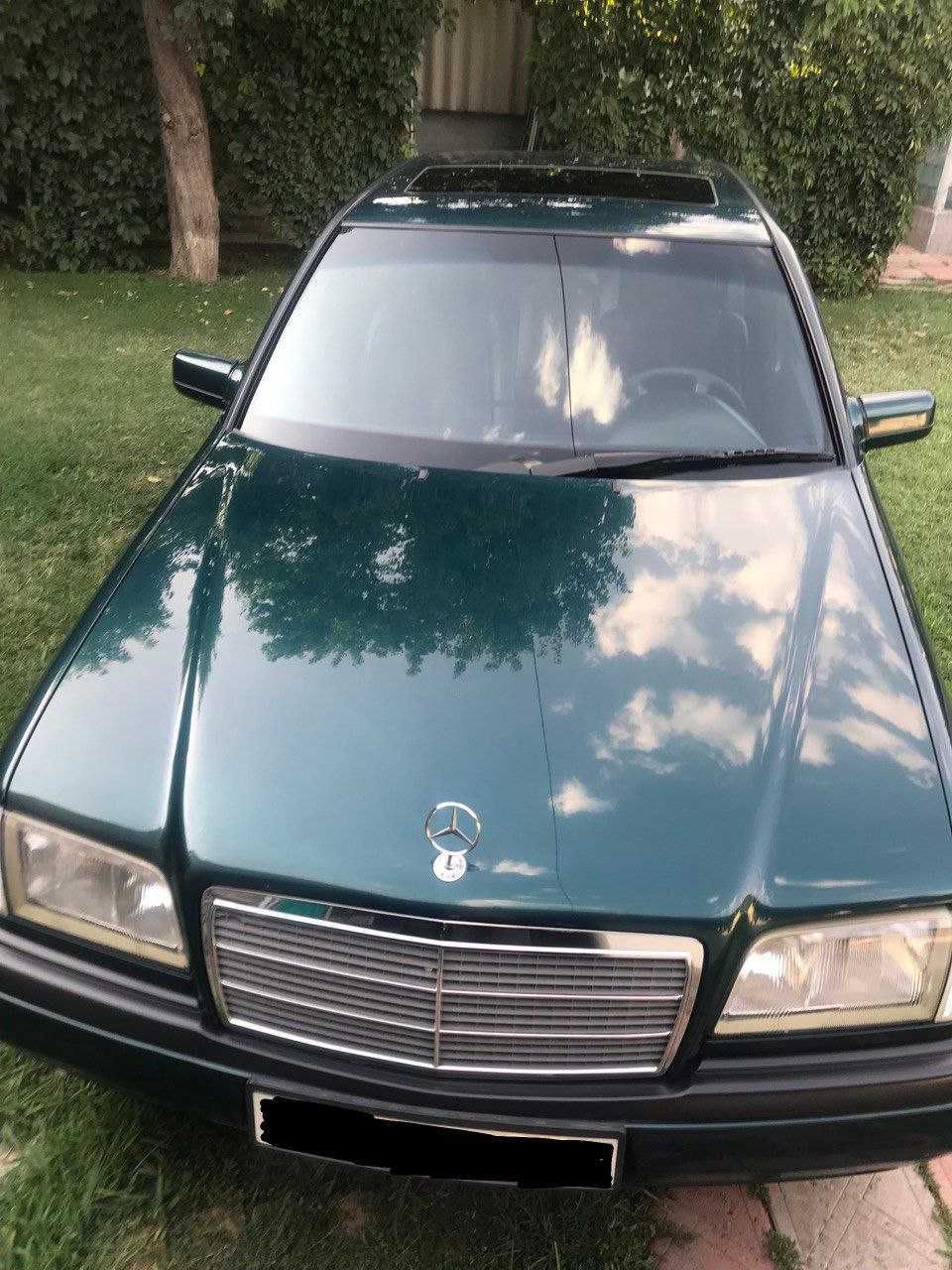 Mercedes C200 в отличном состоянии 1996 года