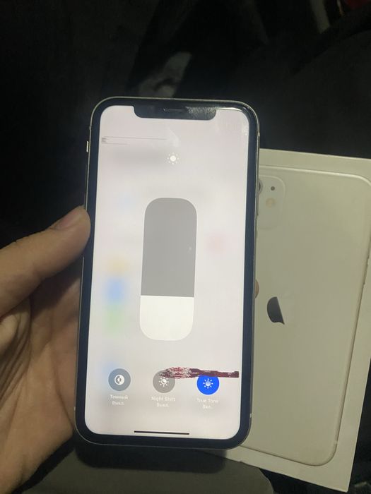 iPhone 11 в идеальном состоянии
