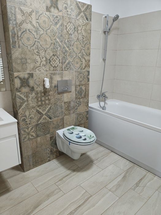 Studio complet mobilat Coresi, parcare subterana., boxa langa parcare