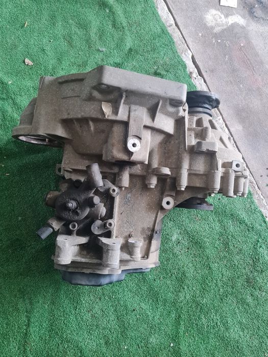 Cutiede viteze  manuala 5 trepte 1.6 tdi