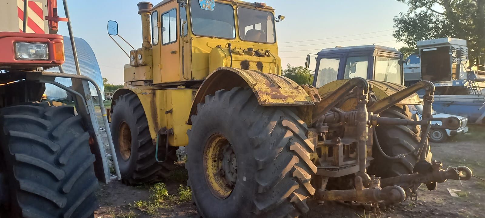 Кировец К-700А в отличном рабочем состоянии.