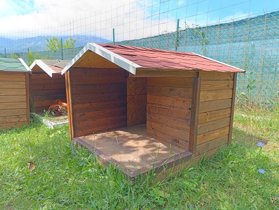 Къщички за куче.