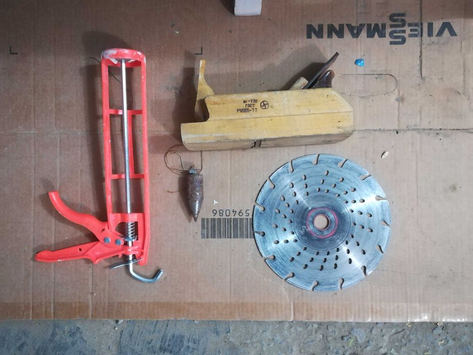 Советский рубанок,диск, уровень