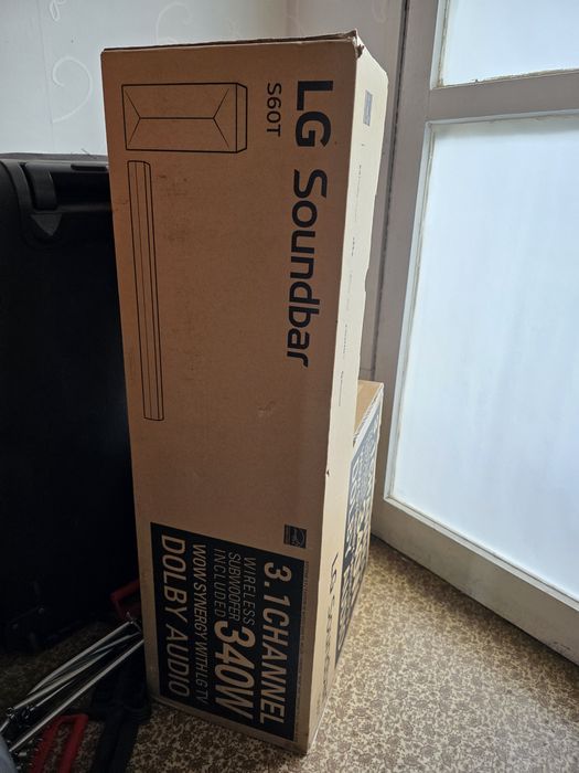 Soundbar система LG s60t безжичен субуфер,обща мощност 340w