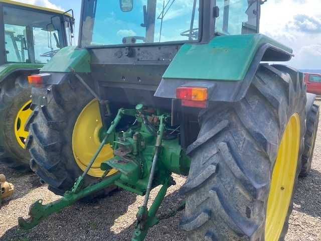 Tractor John Deere 3140