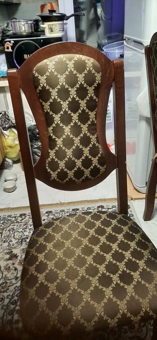 Продам стулья для гостинной