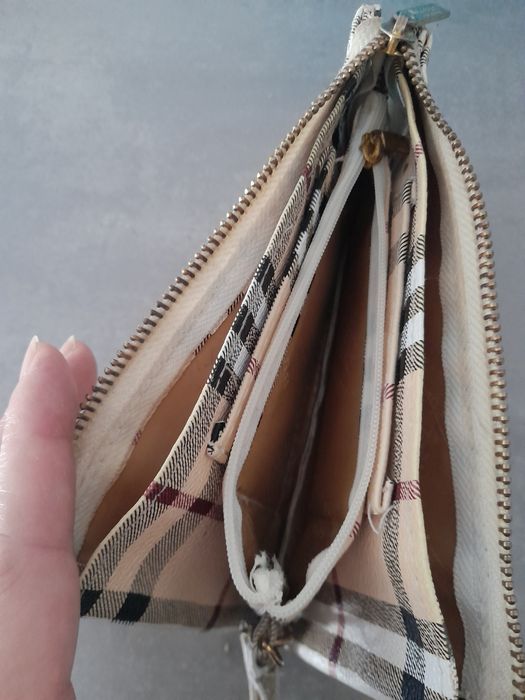 Portofel Burberry pentru damă