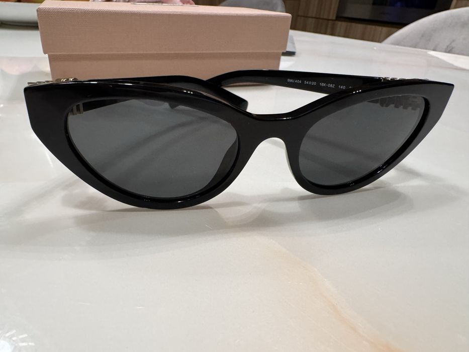 Слънчеви очила Miu Miu